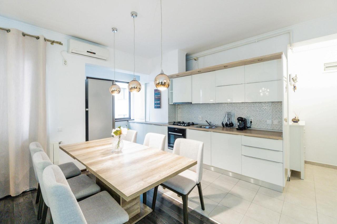 شقة بوخارست  في Luxury Baneasa المظهر الخارجي الصورة
